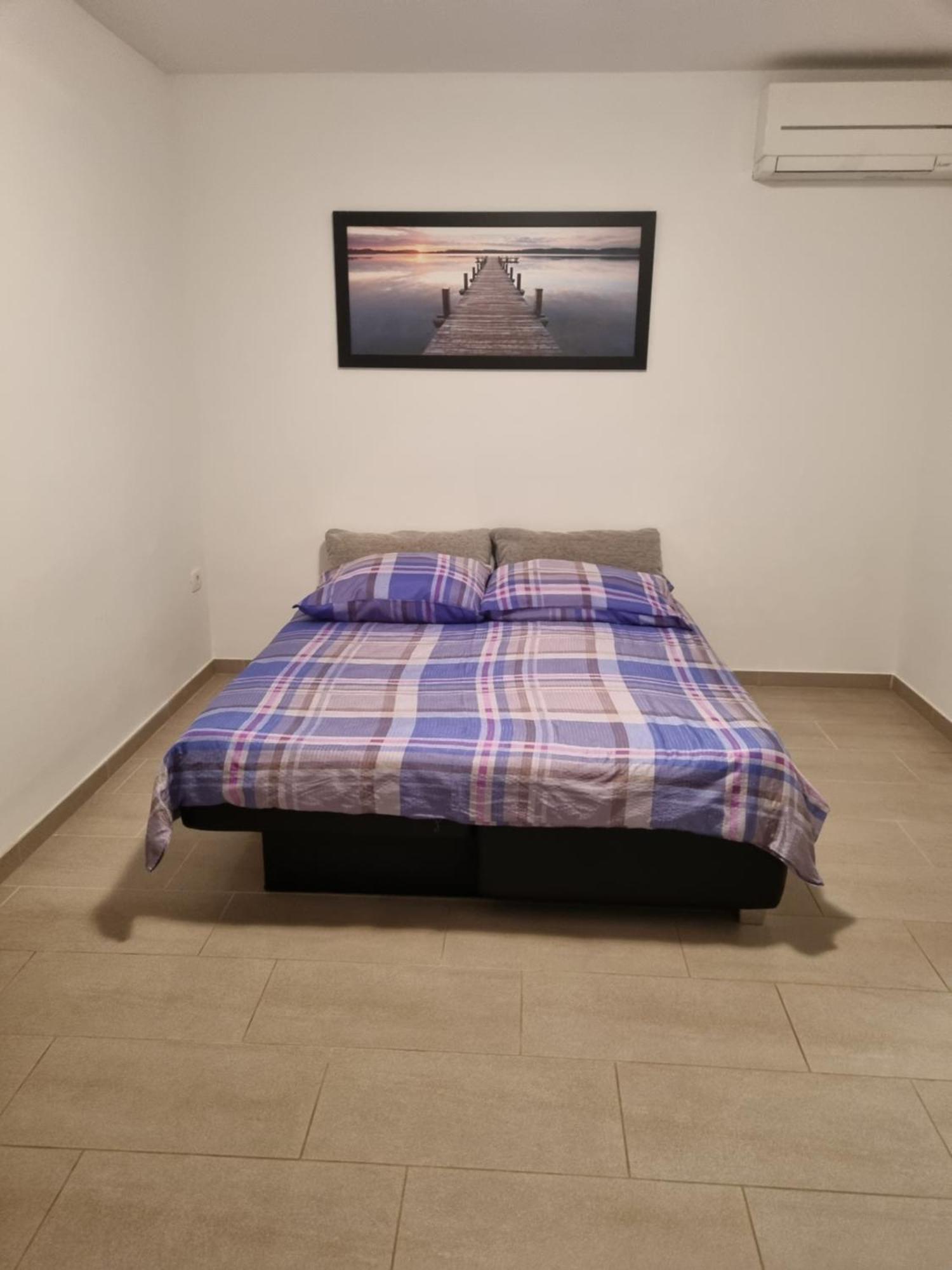 Apartイゾラ エクステリア 写真