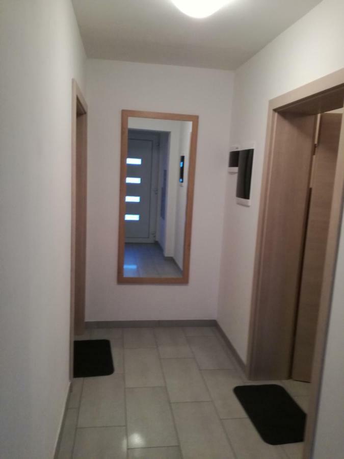 Apartイゾラ エクステリア 写真
