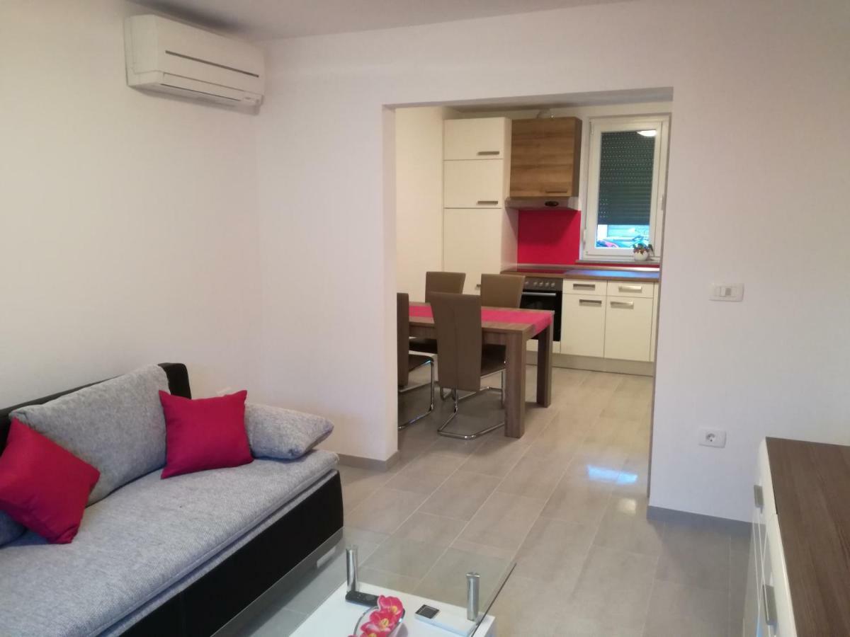 Apartイゾラ エクステリア 写真